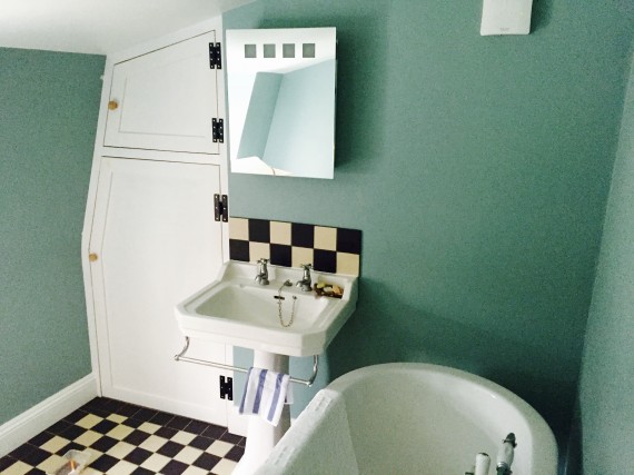 curlew-cottage-bathroom